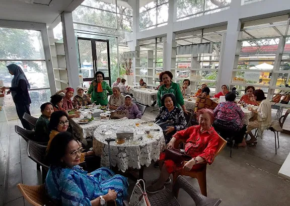 restoran di jakarta selatan - uenakpowl3