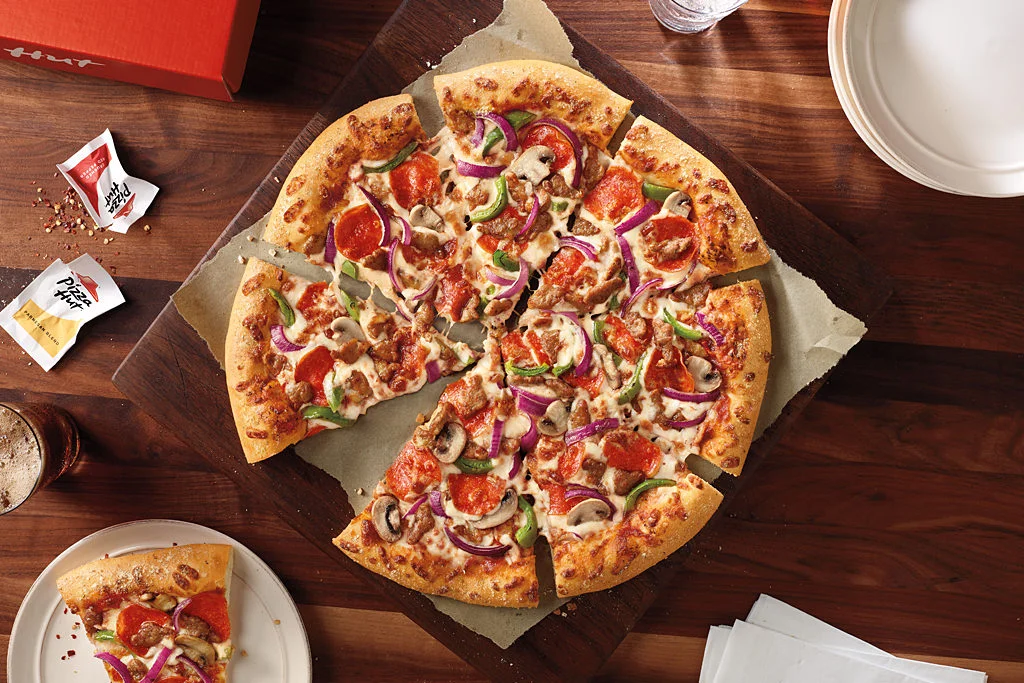 foto produk makanan - pizza hut