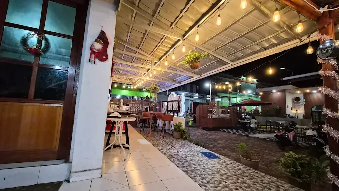 cafe estetik