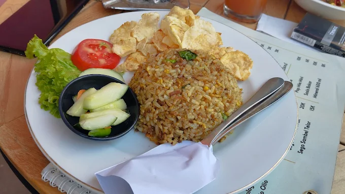 menu nasi goreng cafe tepi sawah
